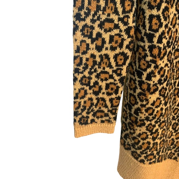 Adam Levine Women’s Small Animal Print Leopard Cardigan Sweater - Picture 3 of 8